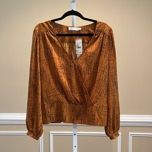 All In Favor Long Sleeve Abstract Printed Blouse Size M